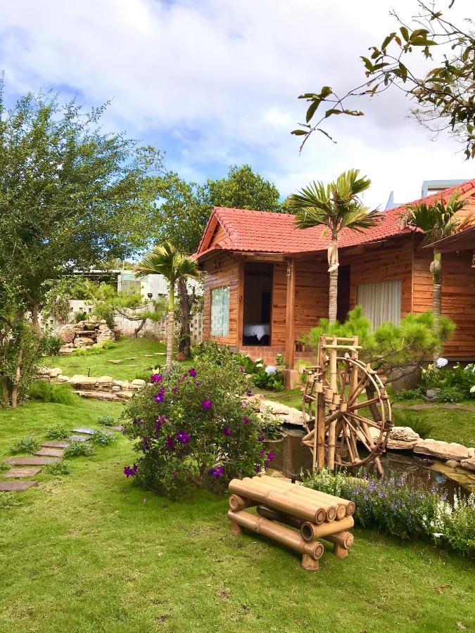 Sora Homestay Pleiku Exterior foto