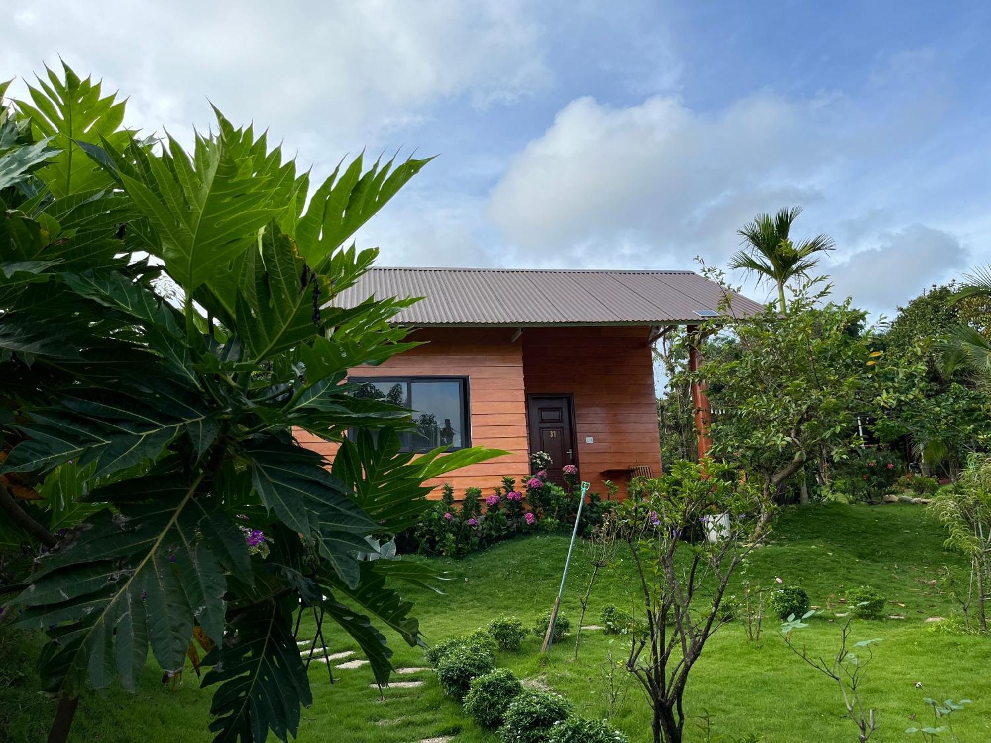 Sora Homestay Pleiku Exterior foto