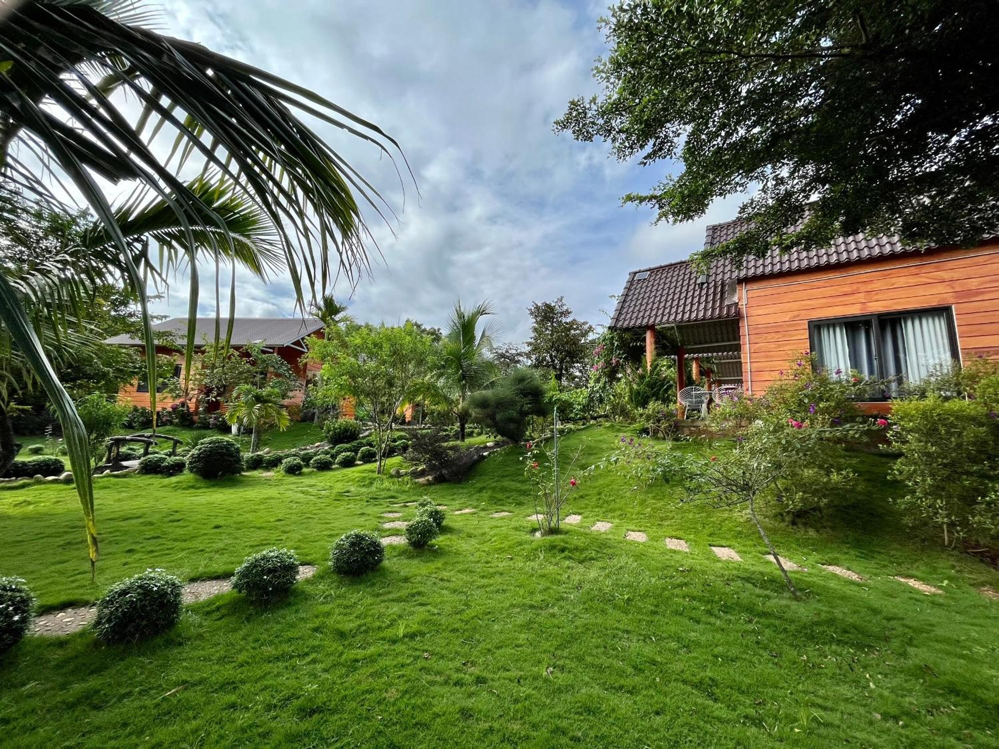 Sora Homestay Pleiku Exterior foto